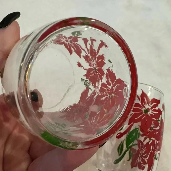 Vintage Pointsetta Christmas Juice Glass Set of Five Holiday Glasses Party EUC - Picture 7 of 12